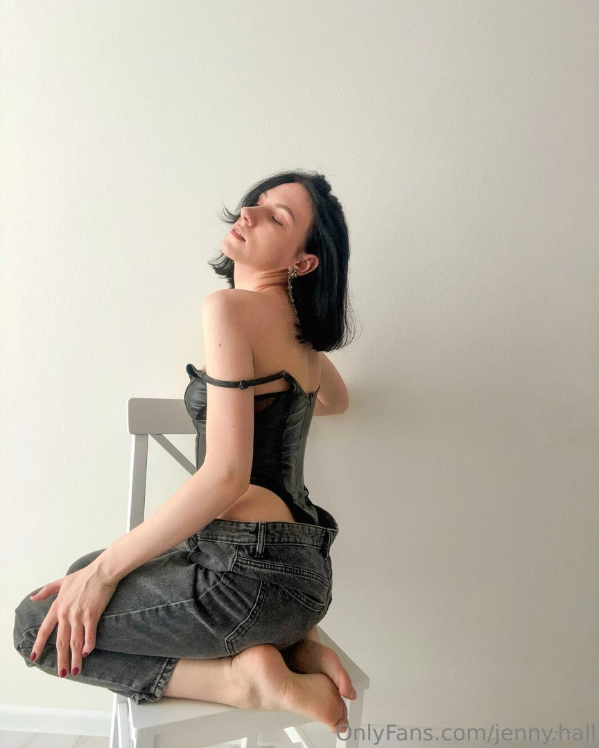 These feet are waiting for your cum 