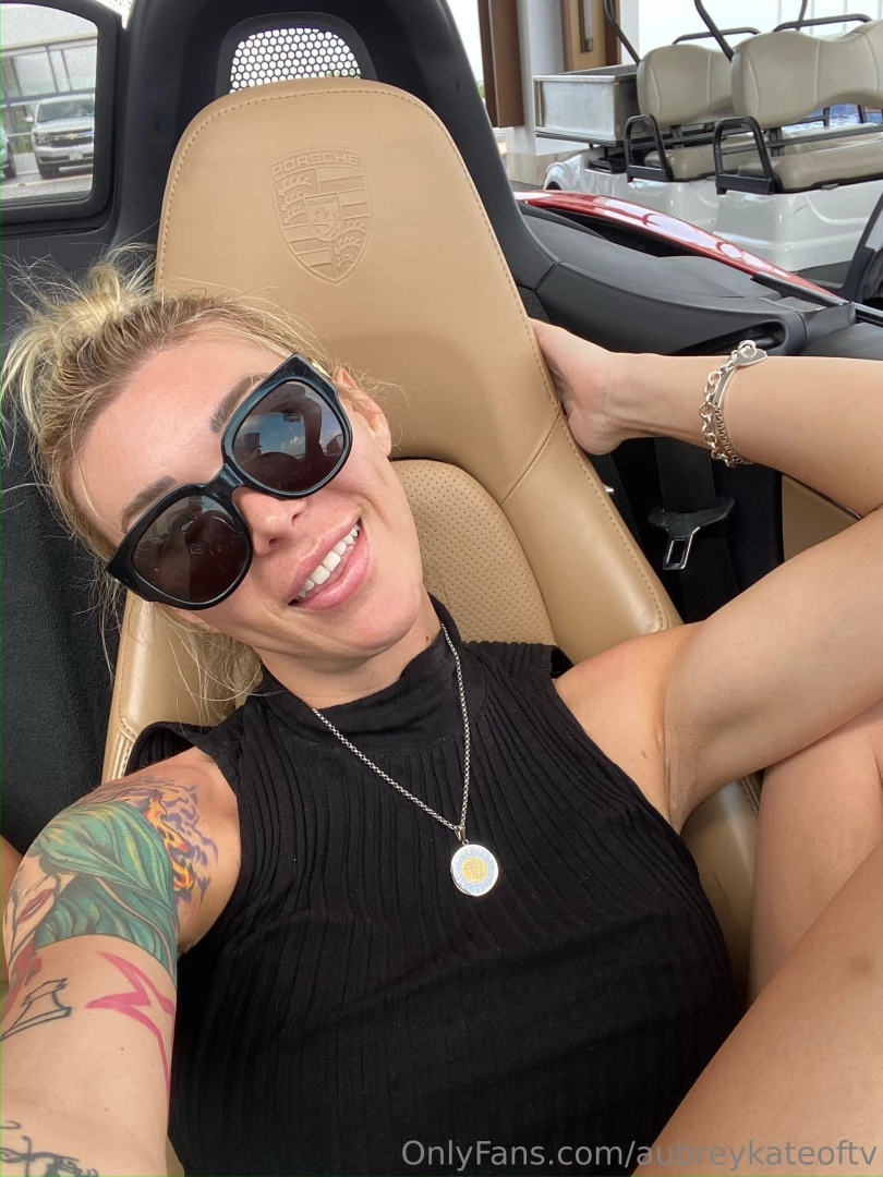 Tell me three things about yourself 