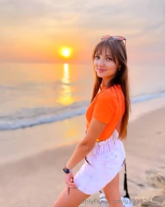 Do you like to travel i like to explore the world and see everything