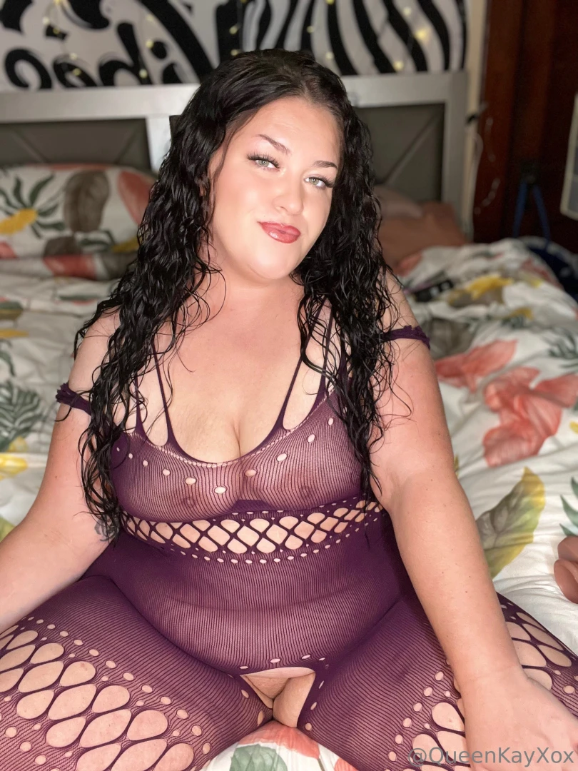 Tell me what you like i like catering to fetishes 