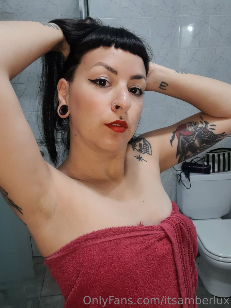 How are you armpit lovers send dm to see more 