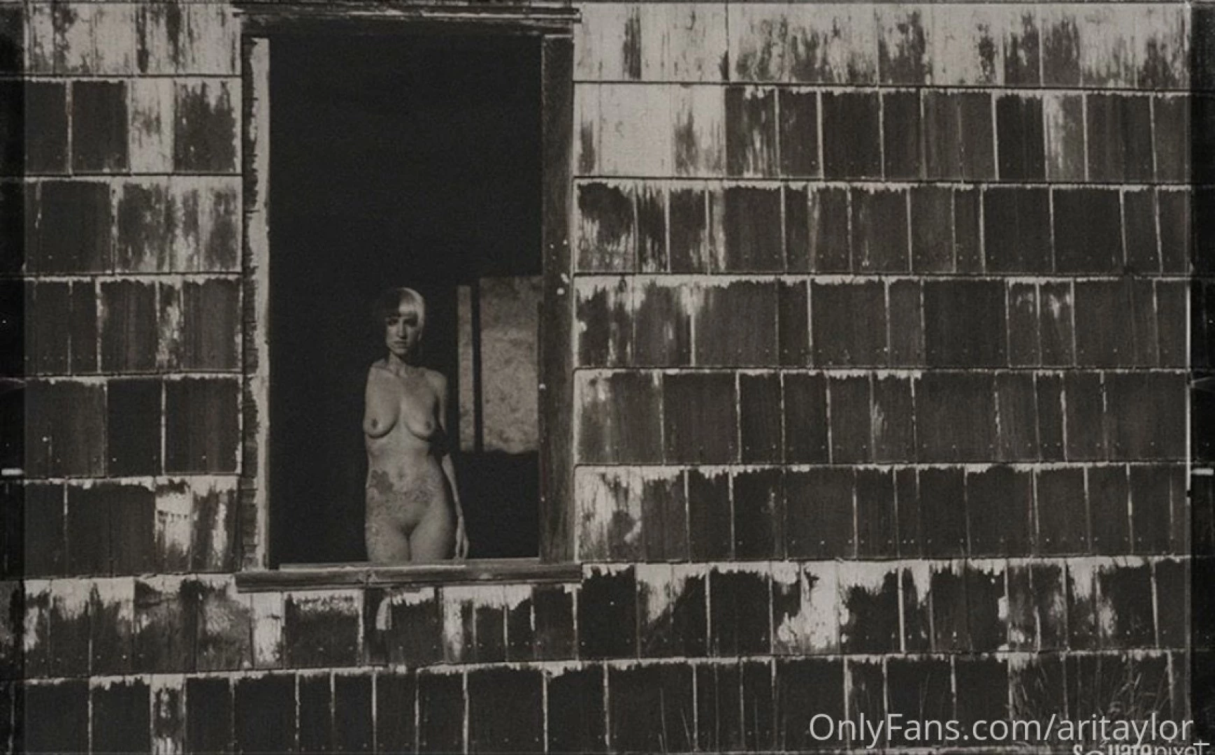 I suppose i can also start posting my nude modeling here too since 