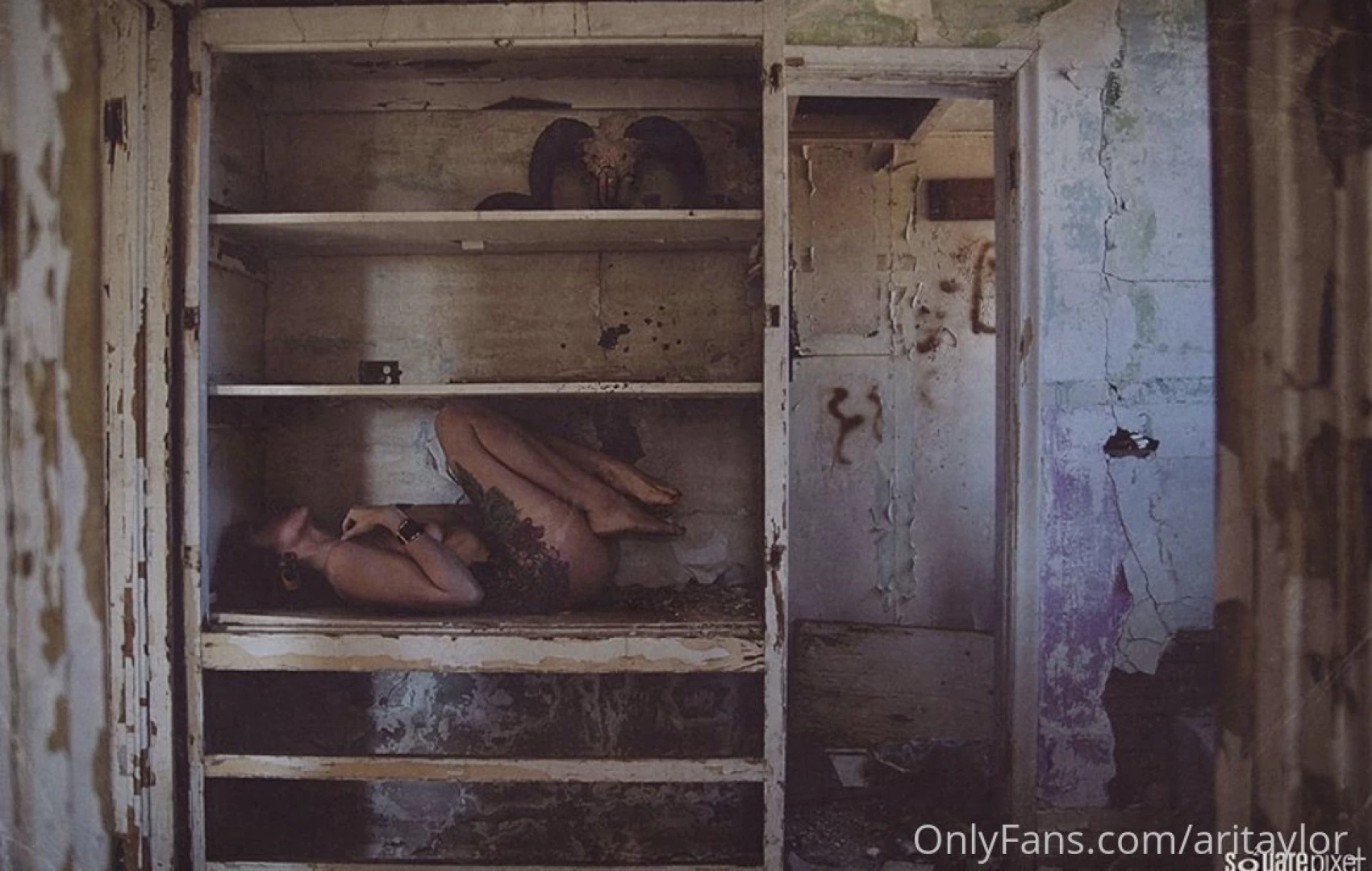 I suppose i can also start posting my nude modeling here too since part 1 