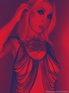 Red is romantic right part 1