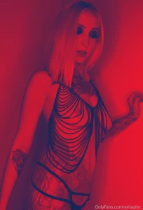 Red is romantic right part 2