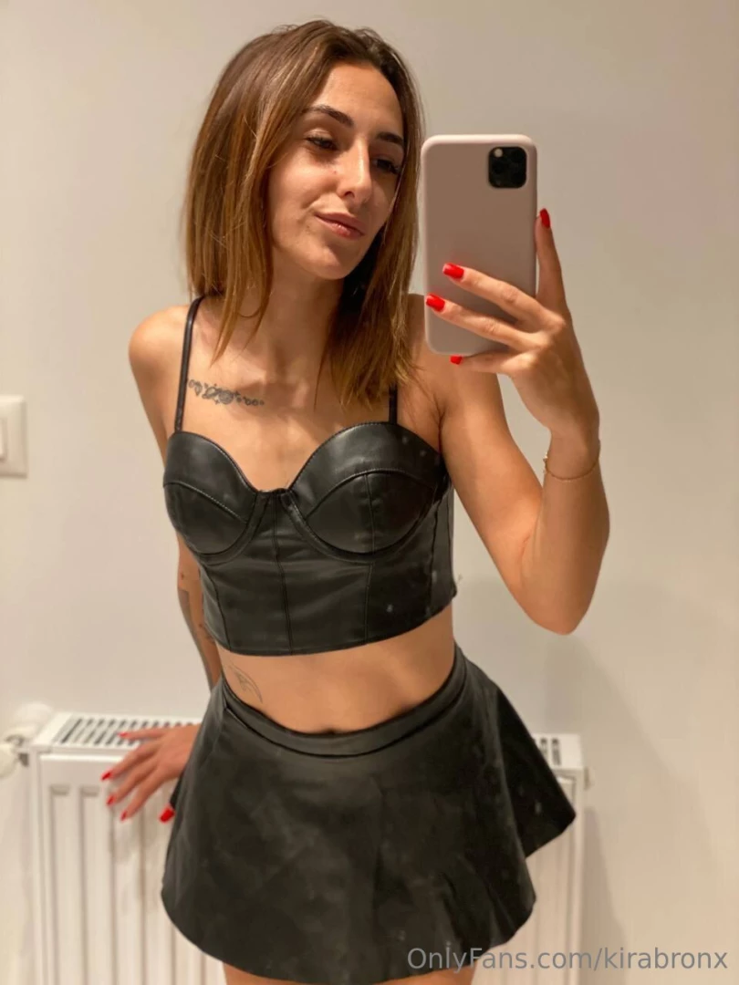 How do you feel about fucking with a bit of a kink like light bondage 