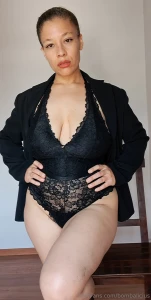 I don t show myself so you ll desire me i show myself so you ll strive