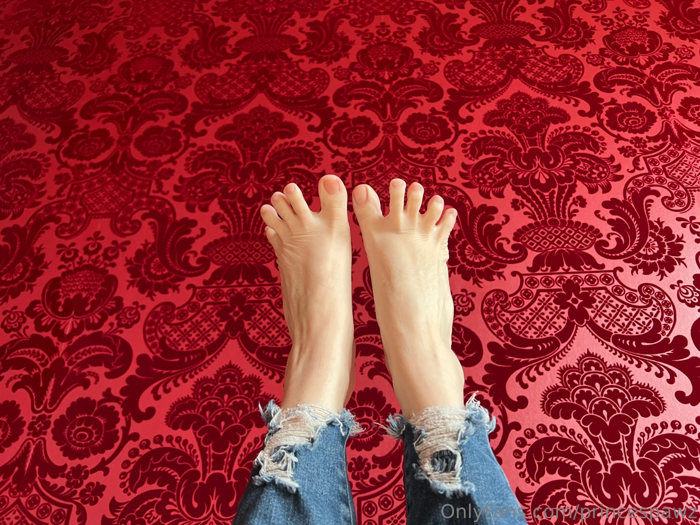 Lady in red part 411 