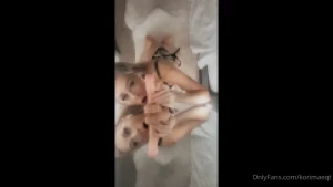 I m craving the taste of your cum in my mouth before i stream tonight