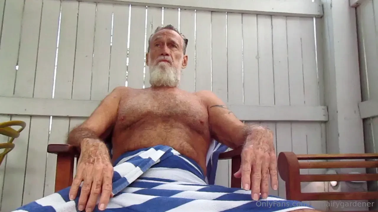 Slapping my dick on the deck at the island house after the jacuzzi how 