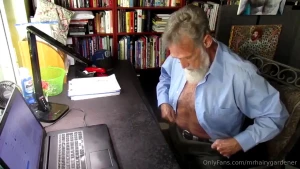 Trailer for office fuck 14 minute video cumming soon i play a straight