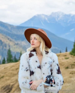 This is what i imagine the world of my favorite chocolate bar looks