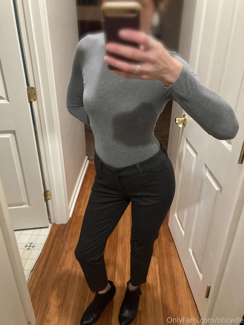 Time to head back into the office today wish i had a nice huge cock part 3 