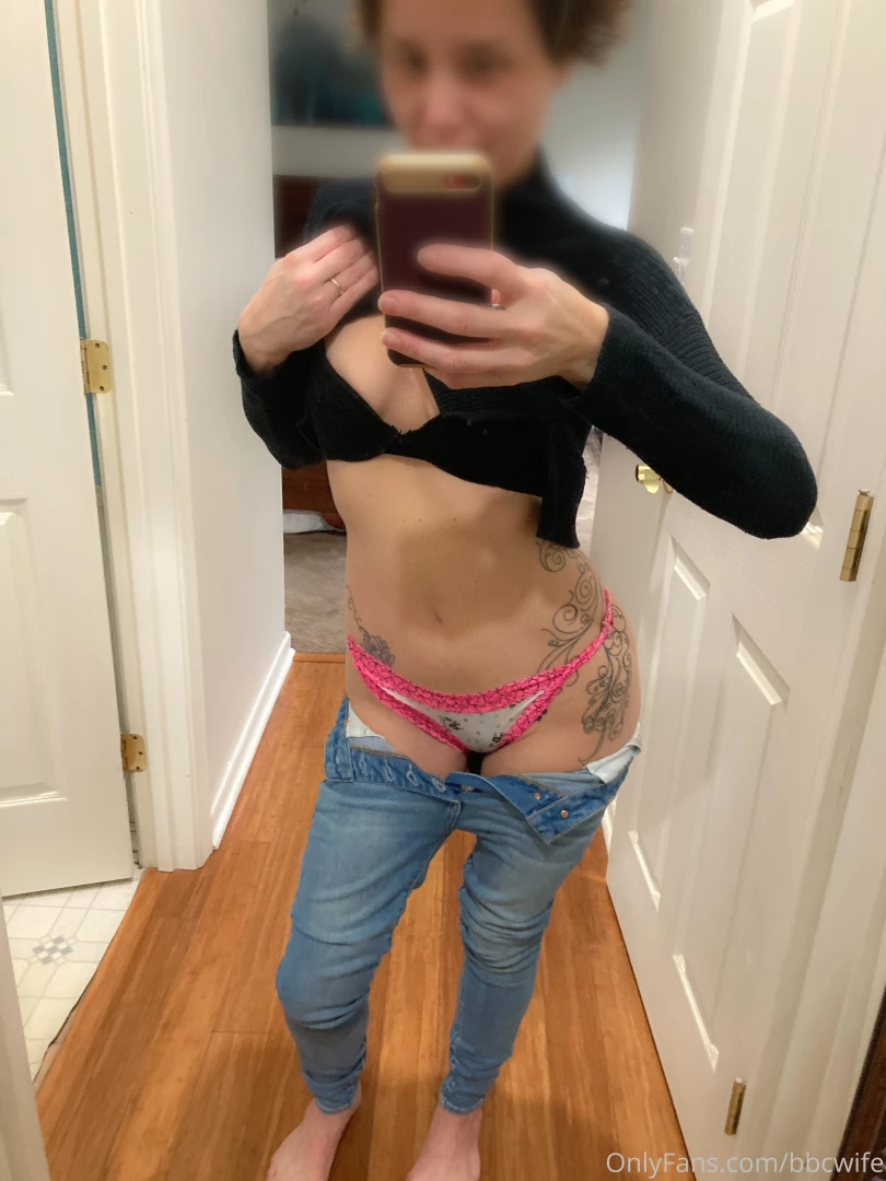 I look pretty good for a milf huh make sure to tell your friends to part 1 