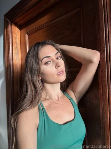 Happy new year s eve sub to spicy minx for free daily pics in your dms