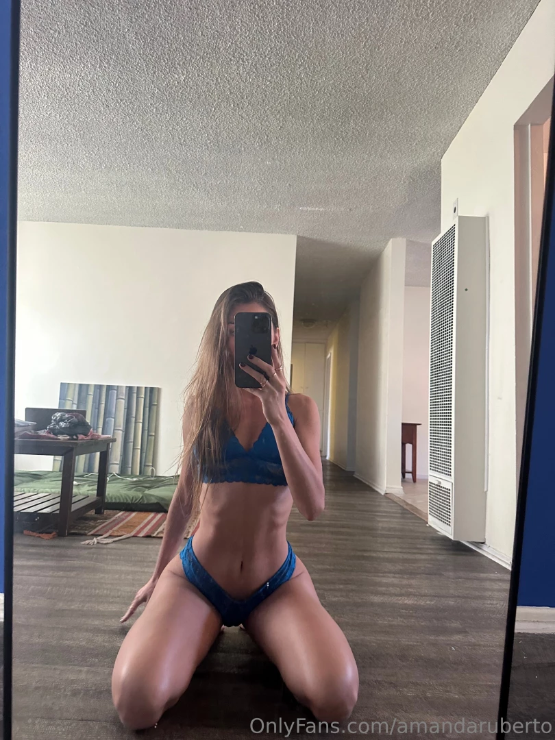 Come get some abs with me check out my new oftv with mr 925 like amp 