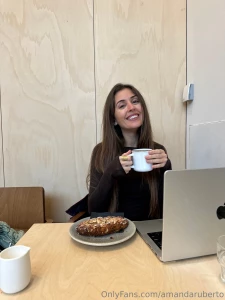 Responding to all dms on my vip spicy minx i only respond on that page