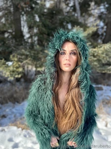 Subscribe to my vip and get free pics daily spicy minx 3 special