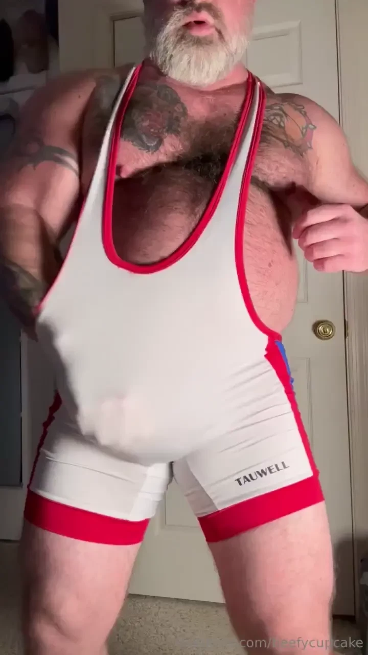 Dad creams in his singlet 
