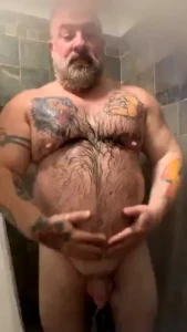 Shower streaming