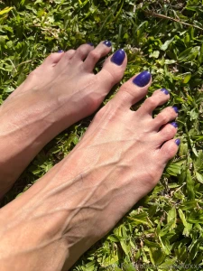 Veiny feet part 2