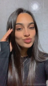 Free free free hi i m from argentina i hope i can please you in all