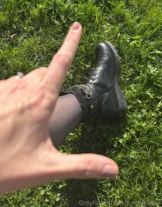 I love my boots and nice weather all my shoeslaves can now start