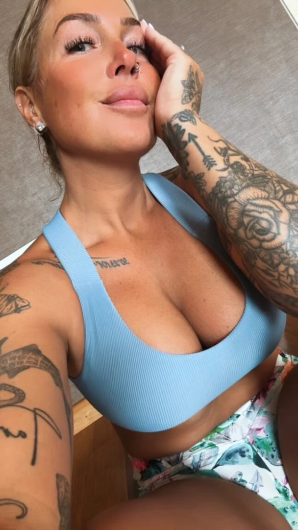 Happy monday part 3501 