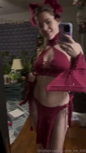 My boyfriend couldn t help himself and needed to taste me after he saw