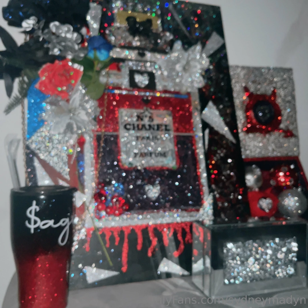 Happy october bitches who wants some more tip make my pu y wet part 4 