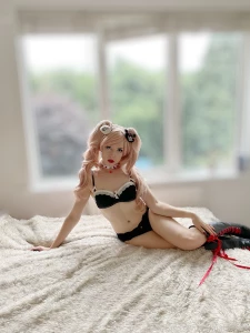 Im like lil housecat really i just want someone to pet me - at risk of part 1