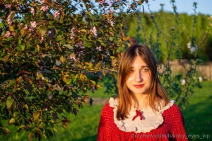 I may be small but i give the biggest cuddles