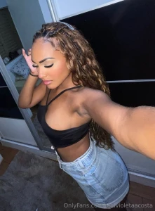 She opens dms like she opens minds only for those with taste and part 7