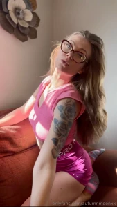 Do you like it when i wear pink or nothing at all