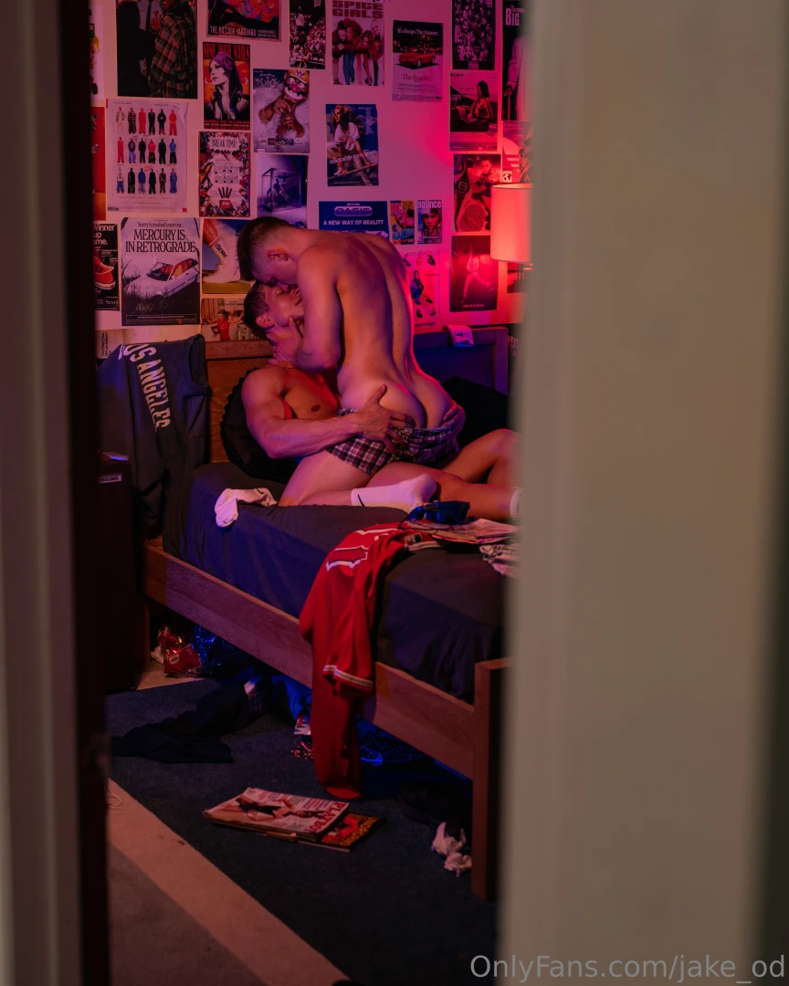 Part 2 he said it would never happen again that it s gay as fuck but part 7 