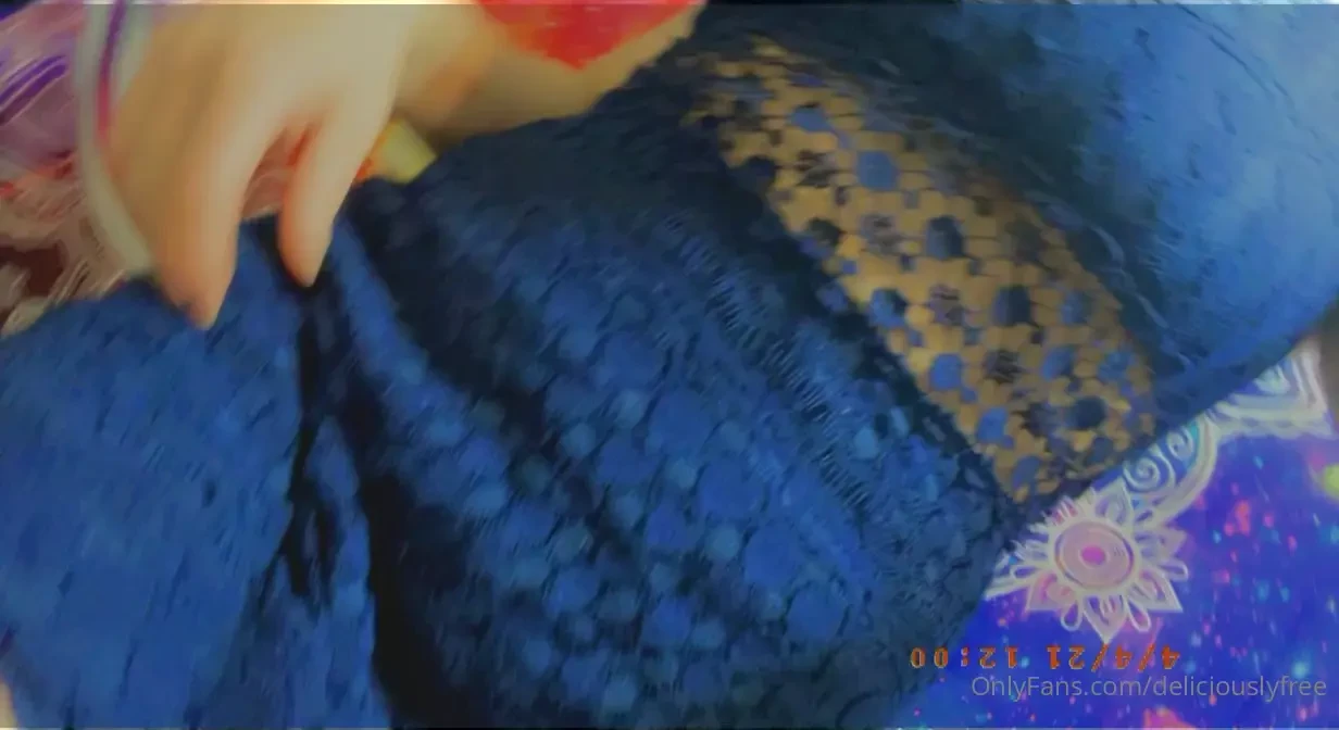 Hop on over to my other page of you want this dress to come off 