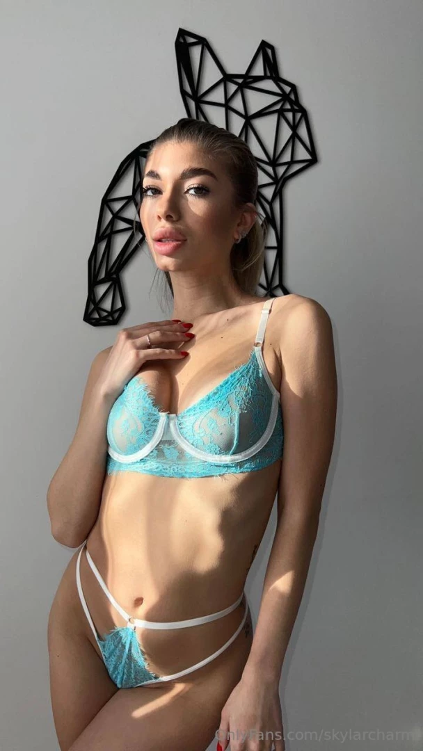 Flirtyfoxx gorgeous doll for your hot desires she loves to show off part 95 