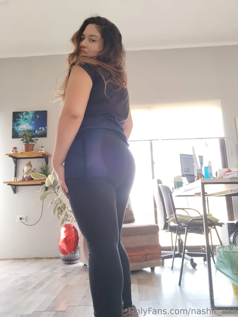 Vestirme de negro y quedar llena de pelos de gatos 