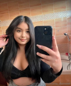 Don t miss mindylee1 my best friend loves to watch men cum she is part 724