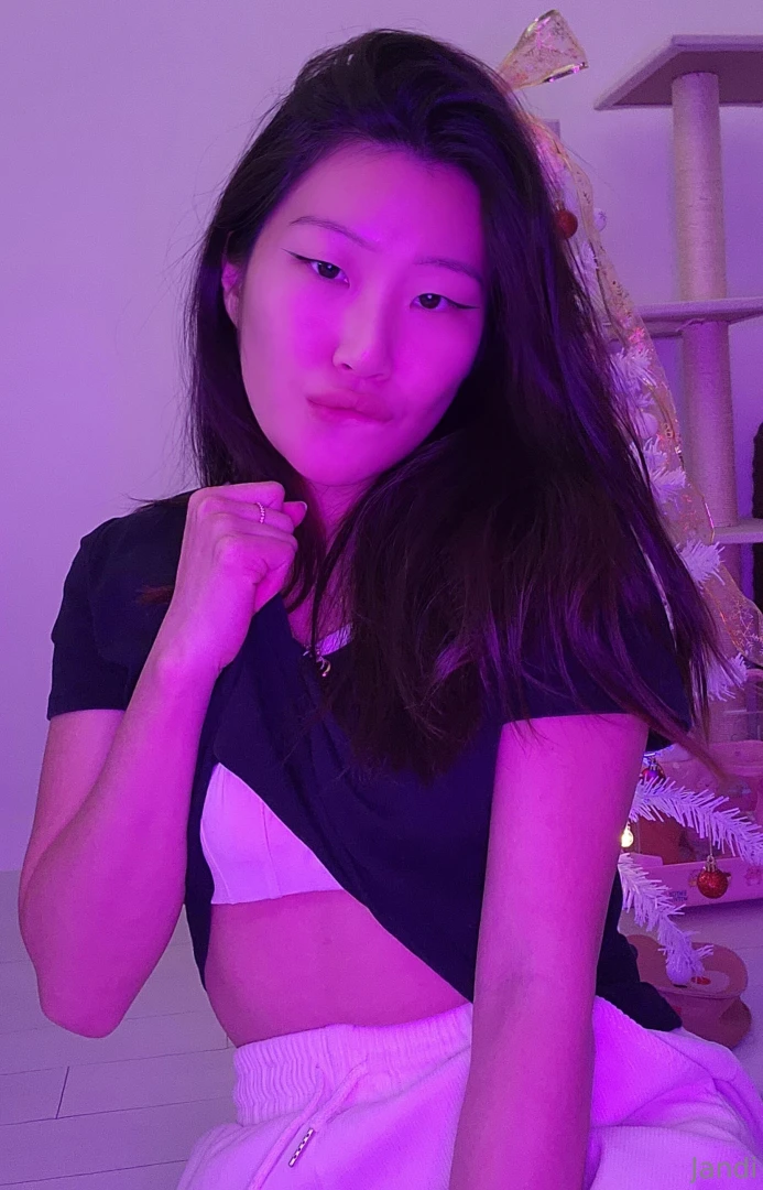 Unwrap me carefully i m your christmas surprise 