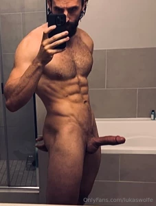 Just passed 1 000 subs how should we celebrate