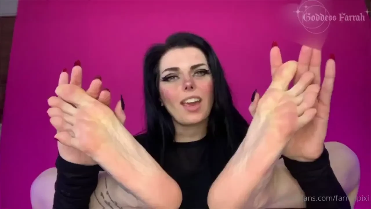 Foot boiis rejoice 2 haha 25 more gooner gifs of my gorgeous wrinkled part 17 