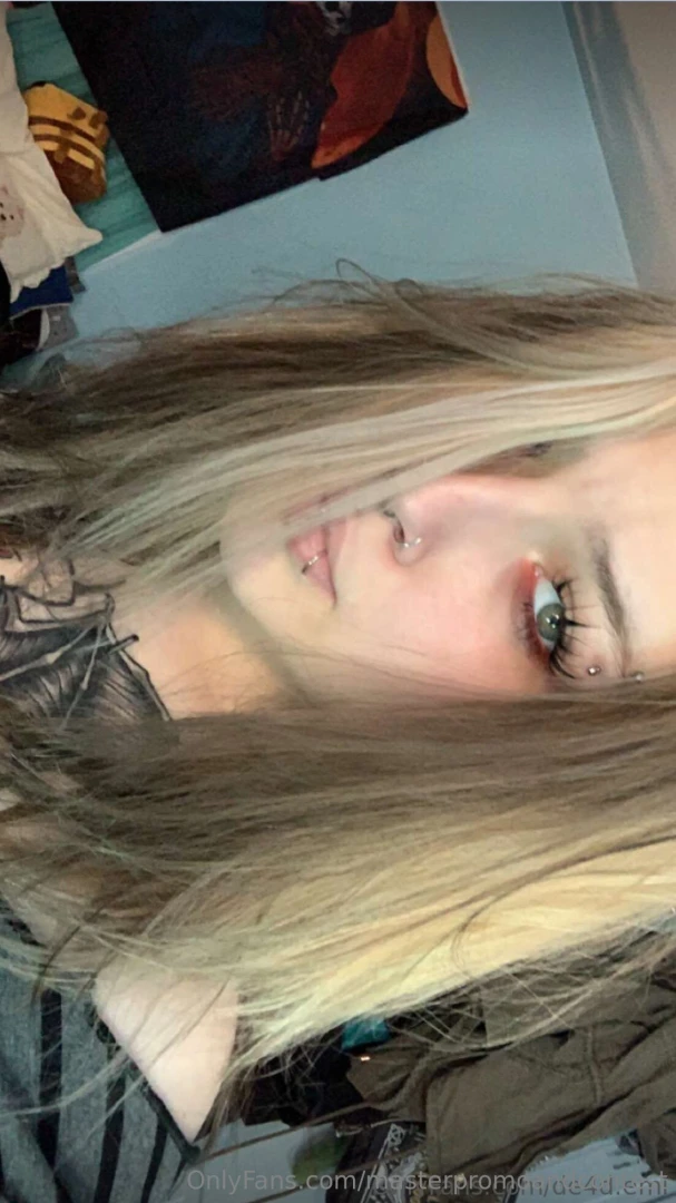 20 yr old emo slut ppv page gt gt de4d emi piercings and tattoos part 4 