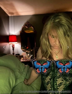 Love sex 420 welcome to my free site my name is jen this milf is an