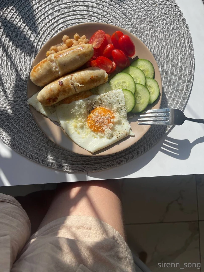 I believe that beauty should be in everything even in the plate when 