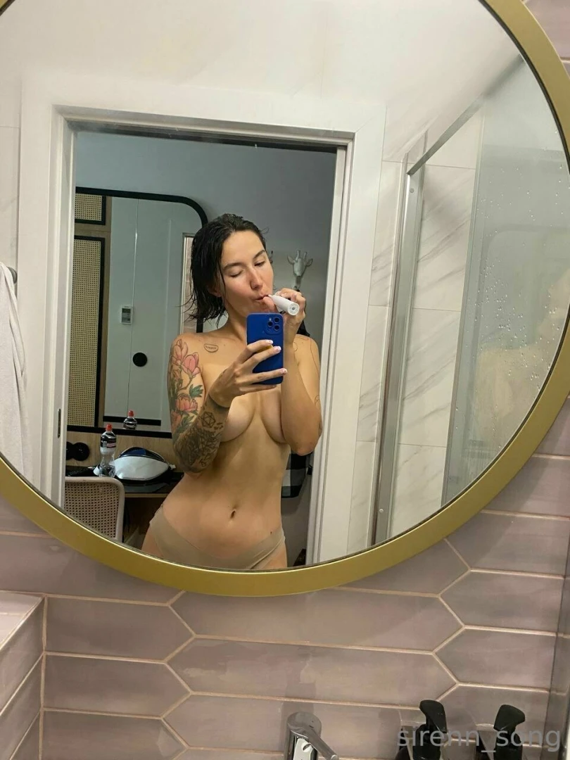 Let s play a game who can guess what i read most often in the evenings 