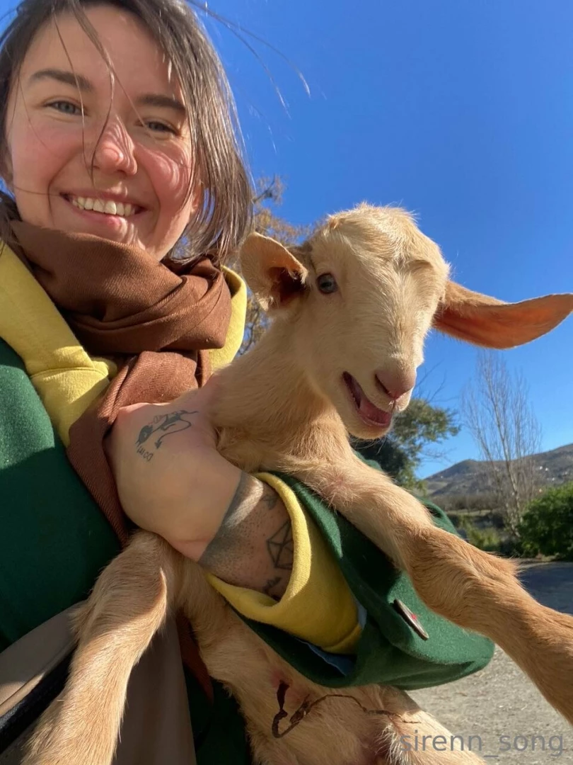 Found a little friend today who knew goats were so adorable had a 