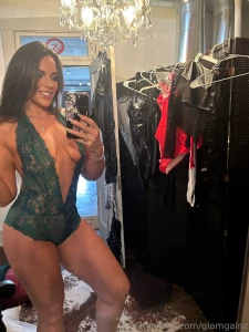 Help ya girl out i had such an amazing photoshoot with an absolutely