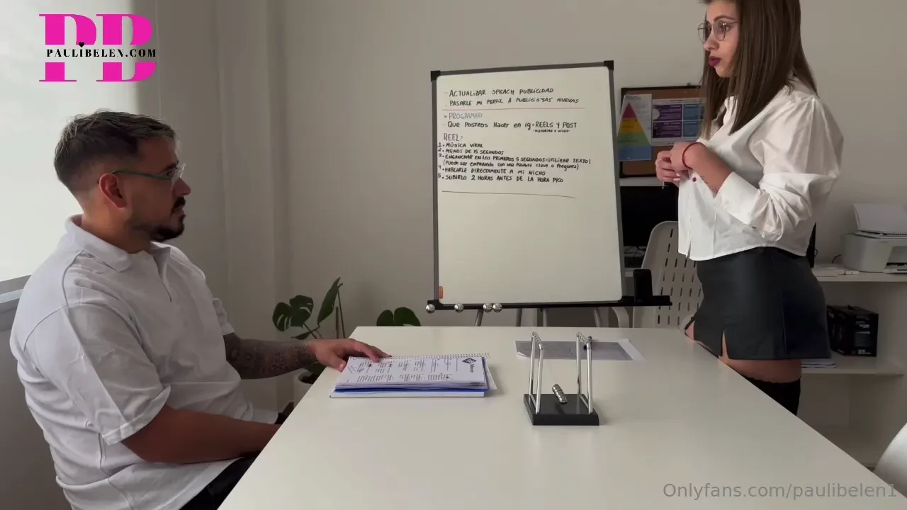 El rebelde de mi alumno no quiere estudiar as que le di la oportunidad 