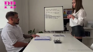 El rebelde de mi alumno no quiere estudiar as que le di la oportunidad